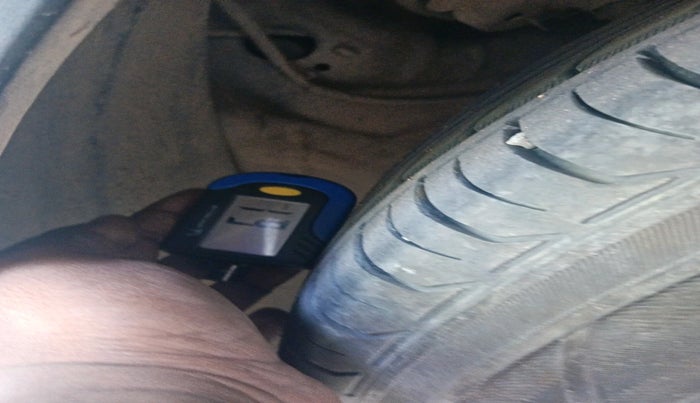 2018 Hyundai Creta E PLUS 1.4 DIESEL, Diesel, Manual, 2,37,347 km, tyre