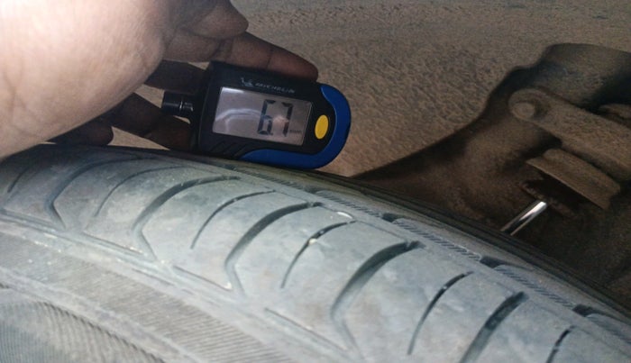 2018 Hyundai Creta E PLUS 1.4 DIESEL, Diesel, Manual, 2,37,347 km, tyre