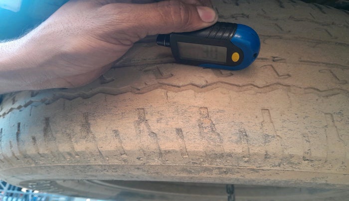 2011 Toyota Fortuner 3.0 4X4 MT, Diesel, Manual, 1,84,344 km, tyre