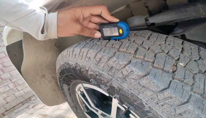 2023 Mahindra Bolero B6 (O), Diesel, Manual, 65,224 km, tyre