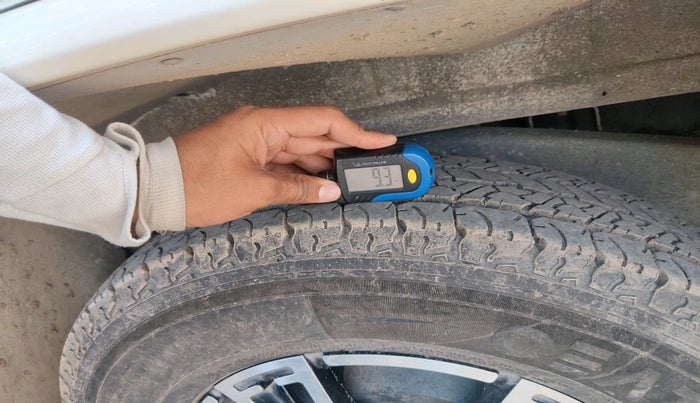 2023 Mahindra Bolero B6 (O), Diesel, Manual, 65,224 km, tyre