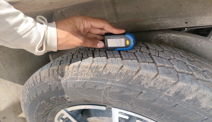 2023 Mahindra Bolero B6 (O), Diesel, Manual, 65,224 km, tyre