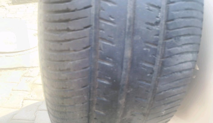 2016 Ford Ecosport TITANIUM 1.5L DIESEL, Diesel, Manual, 1,28,513 km, tyre