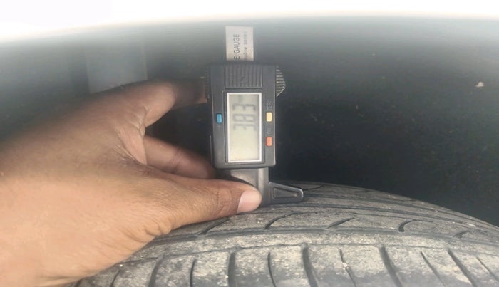 2016 Ford Ecosport TITANIUM 1.5L DIESEL, Diesel, Manual, 1,28,513 km, tyre