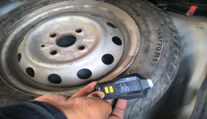 2018 Hyundai Eon ERA +, Petrol, Manual, 42,054 km, tyre