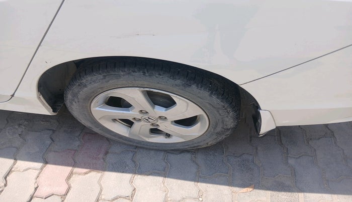 2016 Honda City 1.5L I-DTEC V, Diesel, Manual, 1,54,329 km, tyre