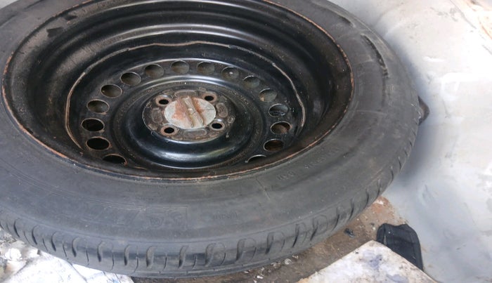 2016 Honda City 1.5L I-DTEC V, Diesel, Manual, 1,54,329 km, tyre