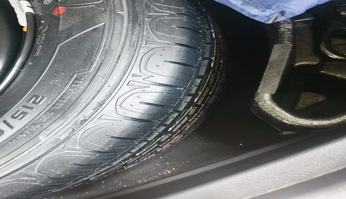 2017 Jeep Compass LONGITUDE 2.0 DIESEL, Diesel, Manual, 98,875 km, tyre