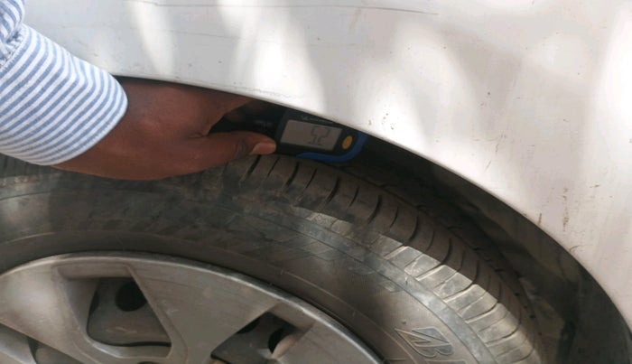 2014 Hyundai Xcent S 1.1 CRDI, Diesel, Manual, 91,795 km, tyre