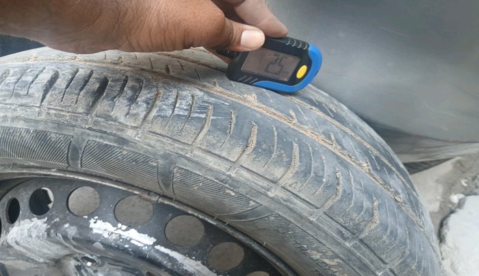 2016 Maruti Baleno SIGMA PETROL 1.2, Petrol, Manual, 1,49,394 km, tyre