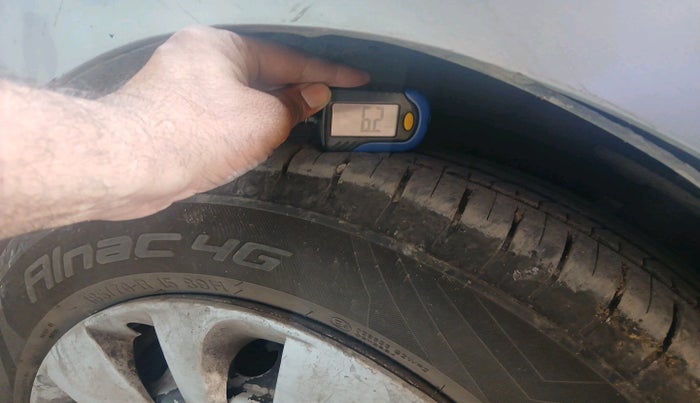 2016 Maruti Baleno SIGMA PETROL 1.2, Petrol, Manual, 1,49,394 km, tyre