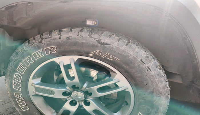 2023 Mahindra Thar LX D HT 2WD MT, Diesel, Manual, 37,787 km, tyre