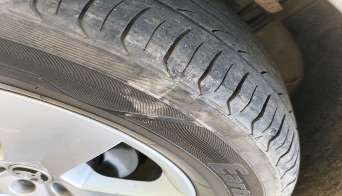 2020 Skoda Rapid 1.0 AMBITION TSI MT, Petrol, Manual, 98,483 km, tyre