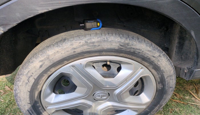 2021 Tata NEXON XM SUNROOF DIESEL, Diesel, Manual, 95,668 km, tyre