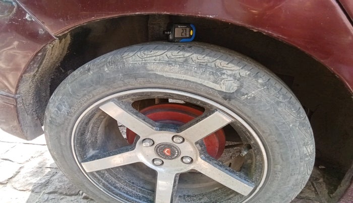 2015 Honda Jazz 1.2L I-VTEC V AT, Petrol, Automatic, 70,500 km, tyre