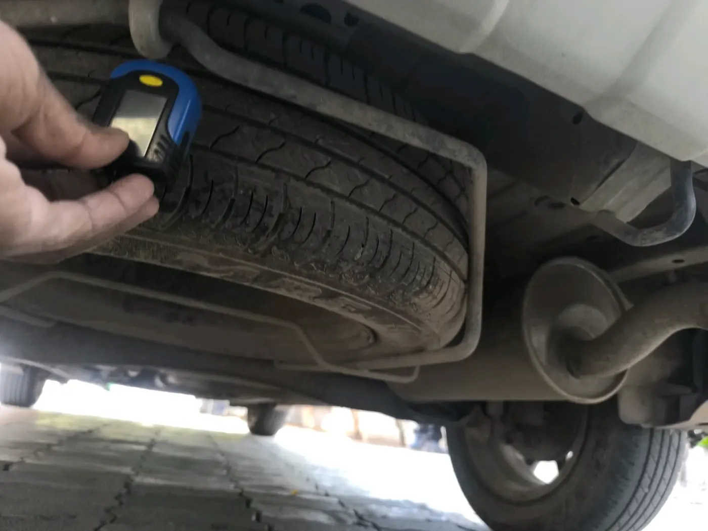 2024 Maruti XL6 ALPHA MT, Petrol, Manual, 19,671 km, tyre