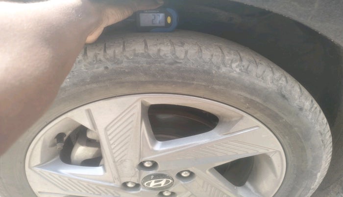 2022 Hyundai Verna SX 1.5 CRDI, Diesel, Manual, 30,606 km, tyre