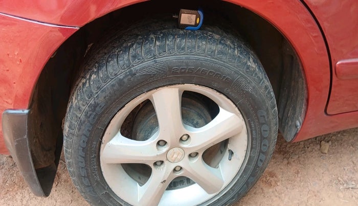 2008 Maruti SX4 ZXI, Petrol, Manual, 1,00,929 km, tyre