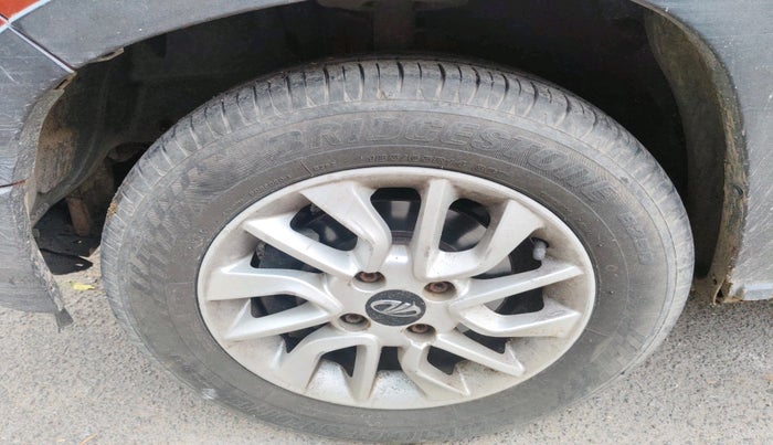 2016 Mahindra Kuv100 K8 D 6 STR, Diesel, Manual, 8,50,302 km, tyre