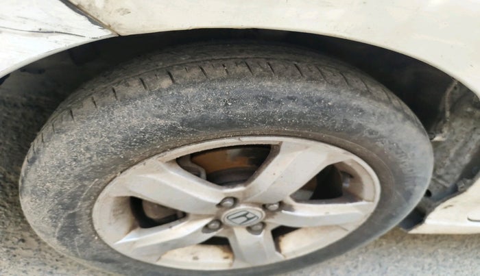 2011 Honda City 1.5L I-VTEC V MT, CNG, Manual, 94,977 km, tyre