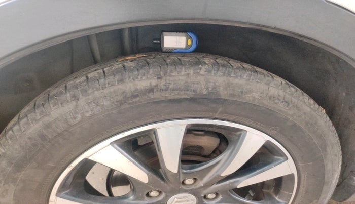 2018 Maruti S Cross ZETA 1.3, Diesel, Manual, 1,89,697 km, tyre