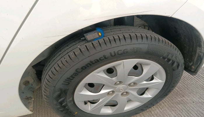 2015 Hyundai Elite i20 MAGNA 1.2, Petrol, Manual, 54,559 km, tyre