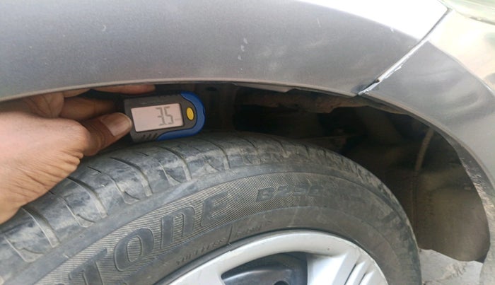 2011 Honda City 1.5L I-VTEC S MT, CNG, Manual, 1,39,608 km, tyre