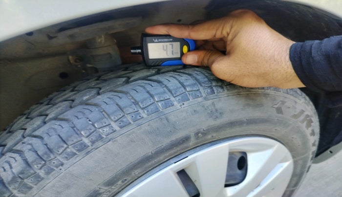 2013 Maruti Swift Dzire VDI, Diesel, Manual, 56,879 km, tyre