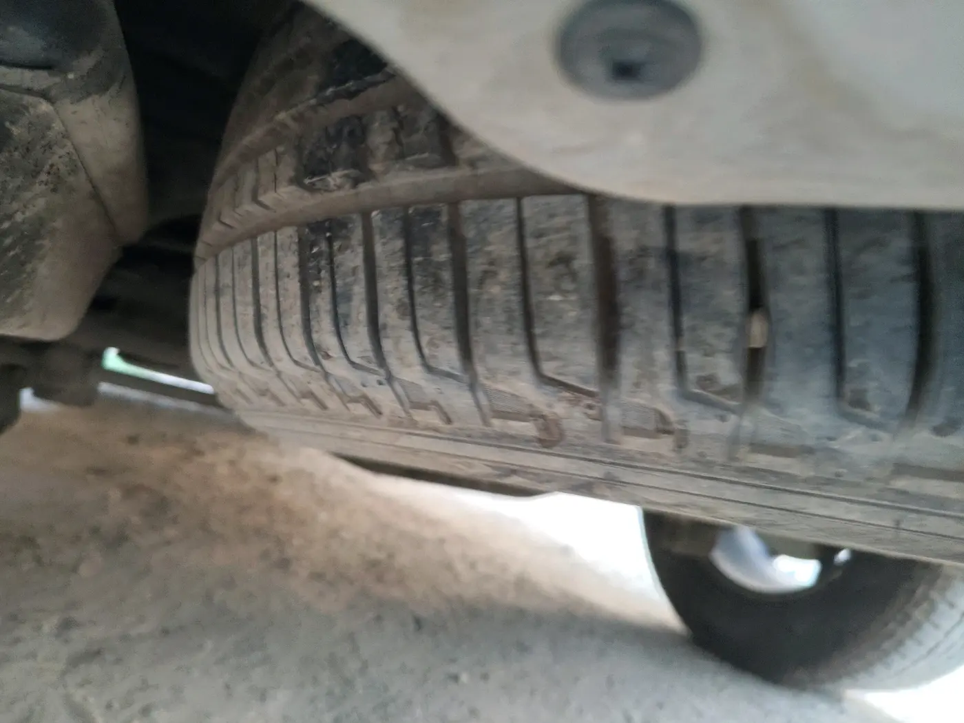 2022 Mahindra SCORPIO-N Z8 L DIESEL AT 2WD 6 STR, Diesel, Automatic, 1,00,177 km, tyre