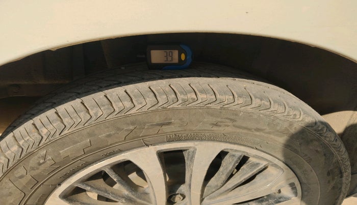 2023 Maruti Ertiga   VXI (O) CNG, CNG, Manual, 80,181 km, tyre