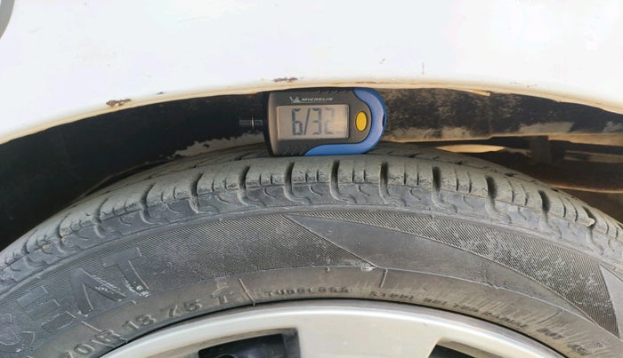 2017 Maruti Alto K10 VXI, CNG, Manual, 97,631 km, tyre