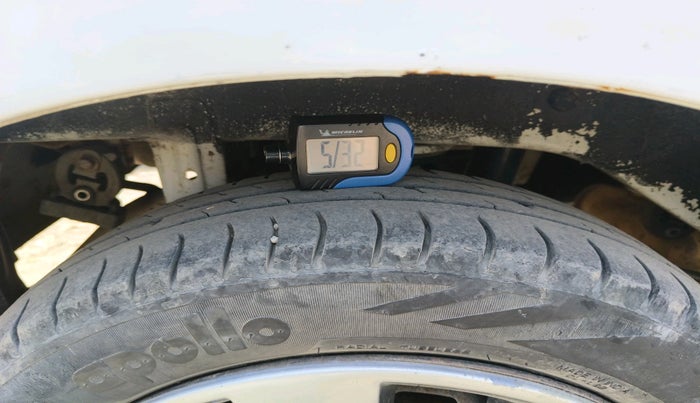 2017 Maruti Alto K10 VXI, CNG, Manual, 97,631 km, tyre