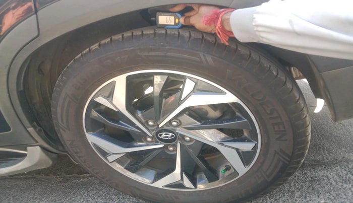 2020 Hyundai Creta SX (O) AT 1.5 DIESEL, Diesel, Automatic, 96,352 km, tyre