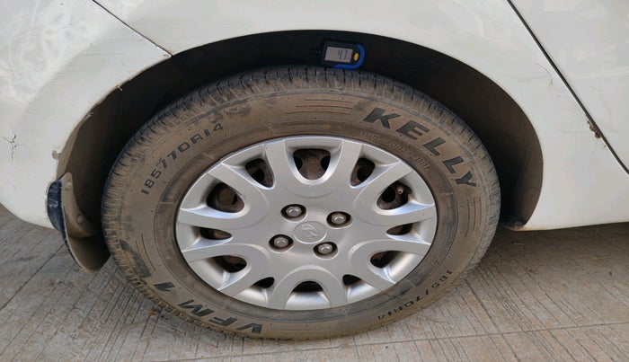 2009 Hyundai i20 MAGNA 1.2, Petrol, Manual, 1,04,962 km, tyre