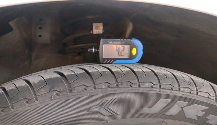 2024 Maruti Dzire VXI, Petrol, Manual, 10,295 km, tyre