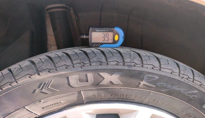 2024 Maruti Dzire VXI, Petrol, Manual, 10,295 km, tyre