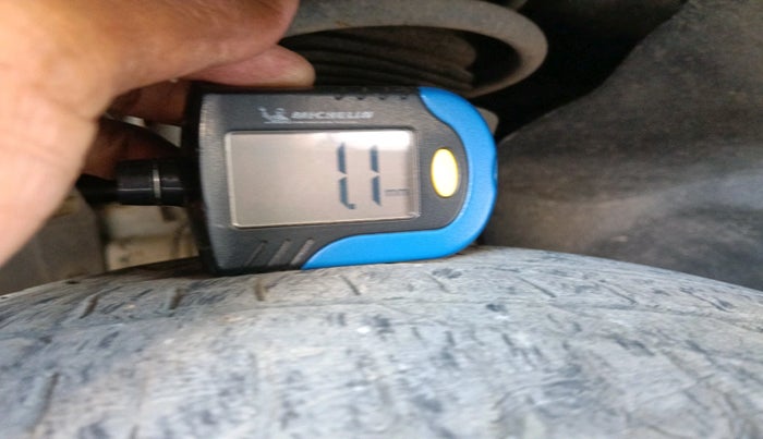 2011 Ford Figo ZXI 1.2 PETROL, Petrol, Manual, 44,695 km, tyre