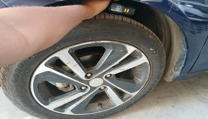 2024 Tata ALTROZ XZA PLUS (O) SUNROOF P , Petrol, Automatic, 9,876 km, tyre