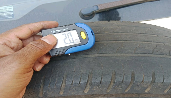 2013 Ford Ecosport TITANIUM 1.5L DIESEL, Diesel, Manual, 1,24,978 km, tyre