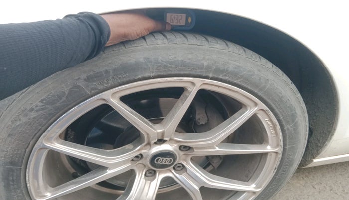 2013 Audi A6 2.0 TDI PREMIUM, Diesel, Automatic, 1,47,050 km, tyre