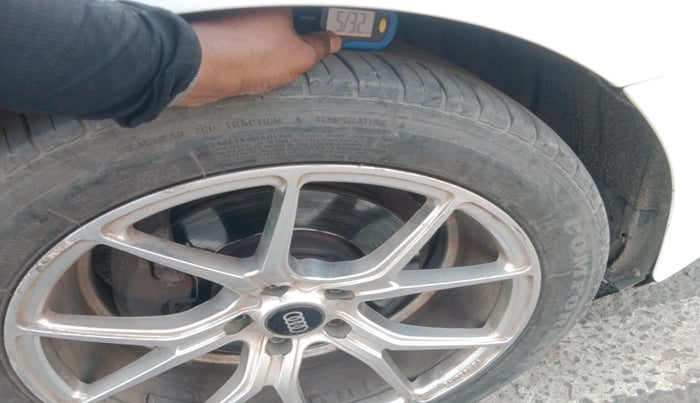 2013 Audi A6 2.0 TDI PREMIUM, Diesel, Automatic, 1,47,050 km, tyre