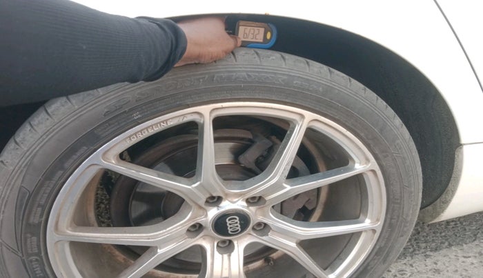 2013 Audi A6 2.0 TDI PREMIUM, Diesel, Automatic, 1,47,050 km, tyre