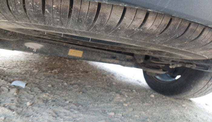 2020 Tata Harrier XZA PLUS 2.0L, Diesel, Automatic, 93,686 km, tyre