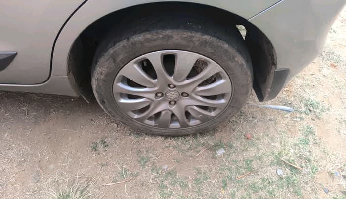 2016 Maruti Baleno ZETA PETROL 1.2, Petrol, Manual, 73,558 km, tyre