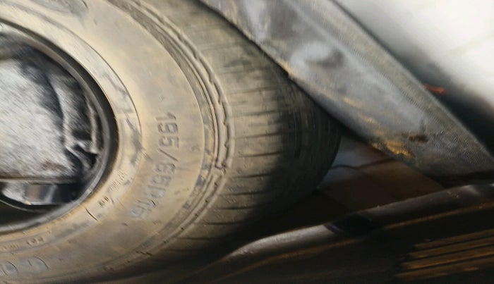 2021 KIA SONET HTX 1.5, Diesel, Manual, 75,583 km, tyre