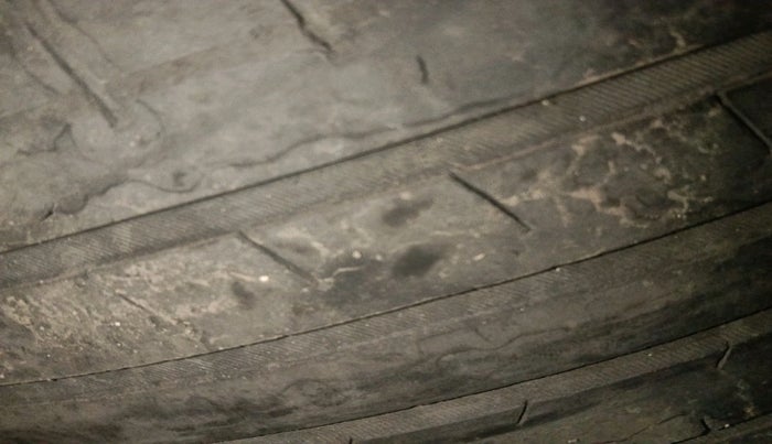 2021 KIA SELTOS HTE 1.5 DIESEL, Diesel, Manual, 1,40,663 km, tyre