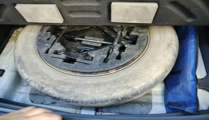 2018 Hyundai Creta E PLUS 1.4 DIESEL, Diesel, Manual, 1,34,439 km, tyre