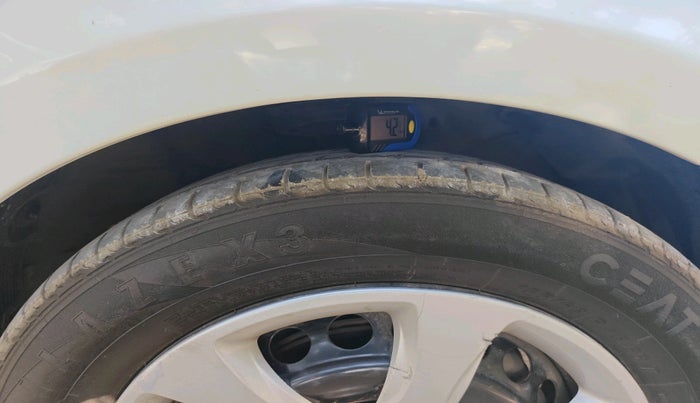 2013 Hyundai Verna FLUIDIC 1.6 CRDI EX, Diesel, Manual, 83,292 km, tyre