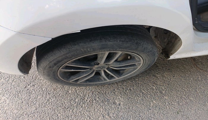 2011 Volkswagen Polo TRENDLINE 1.2L DIESEL, Diesel, Manual, 1,27,923 km, tyre