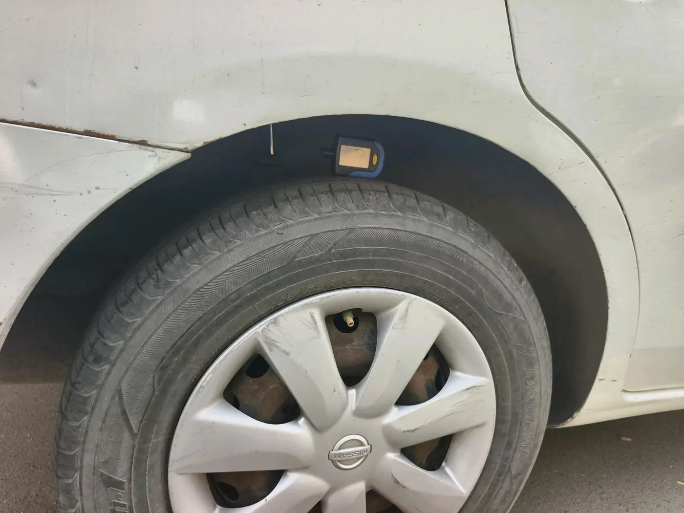 2011 Nissan Sunny XL, CNG, Manual, 1,45,592 km, tyre